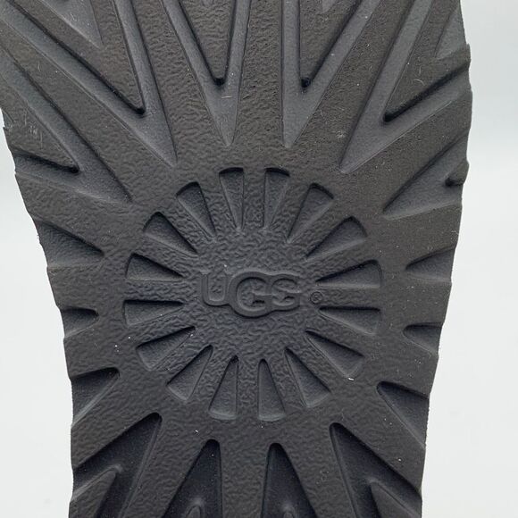 UGG Bailey Bow mini black glitter women’s size 8 like new condition - Picture 11 of 12